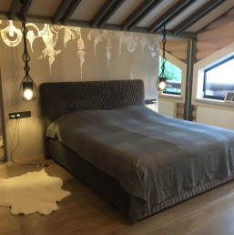 99E1490E-BB17-45E3-9E8C-BF91A5AA8926